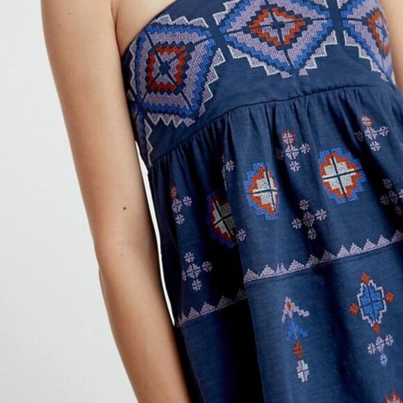 Anthropologie Asha Halter Strapless Embroidered Boho Top Womens XL Navy Smocking - Picture 4 of 13